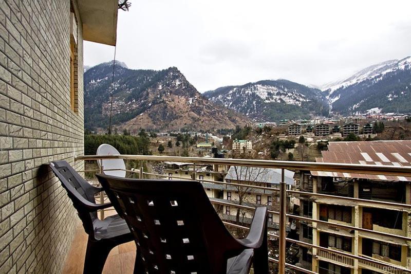 Hotel Uday Himalaya Manali  Exterior photo